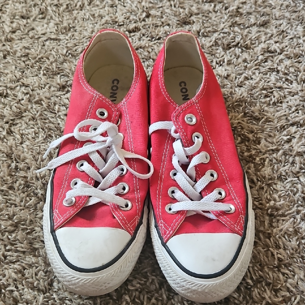 Converse Red and White Sneakers Classic Canvas Design